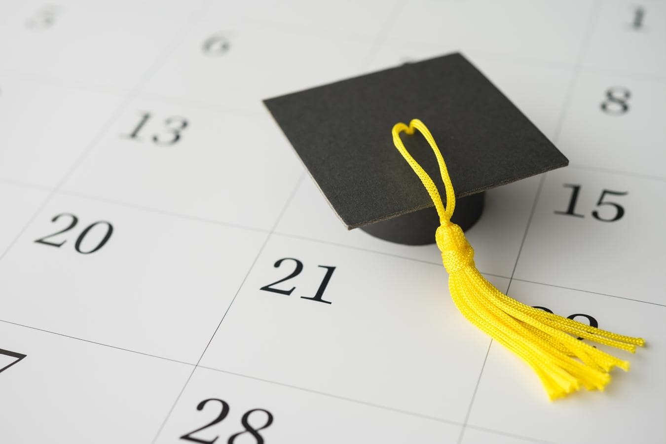 ¿Cómo funciona un año escolar en el extranjero para mi hijo?